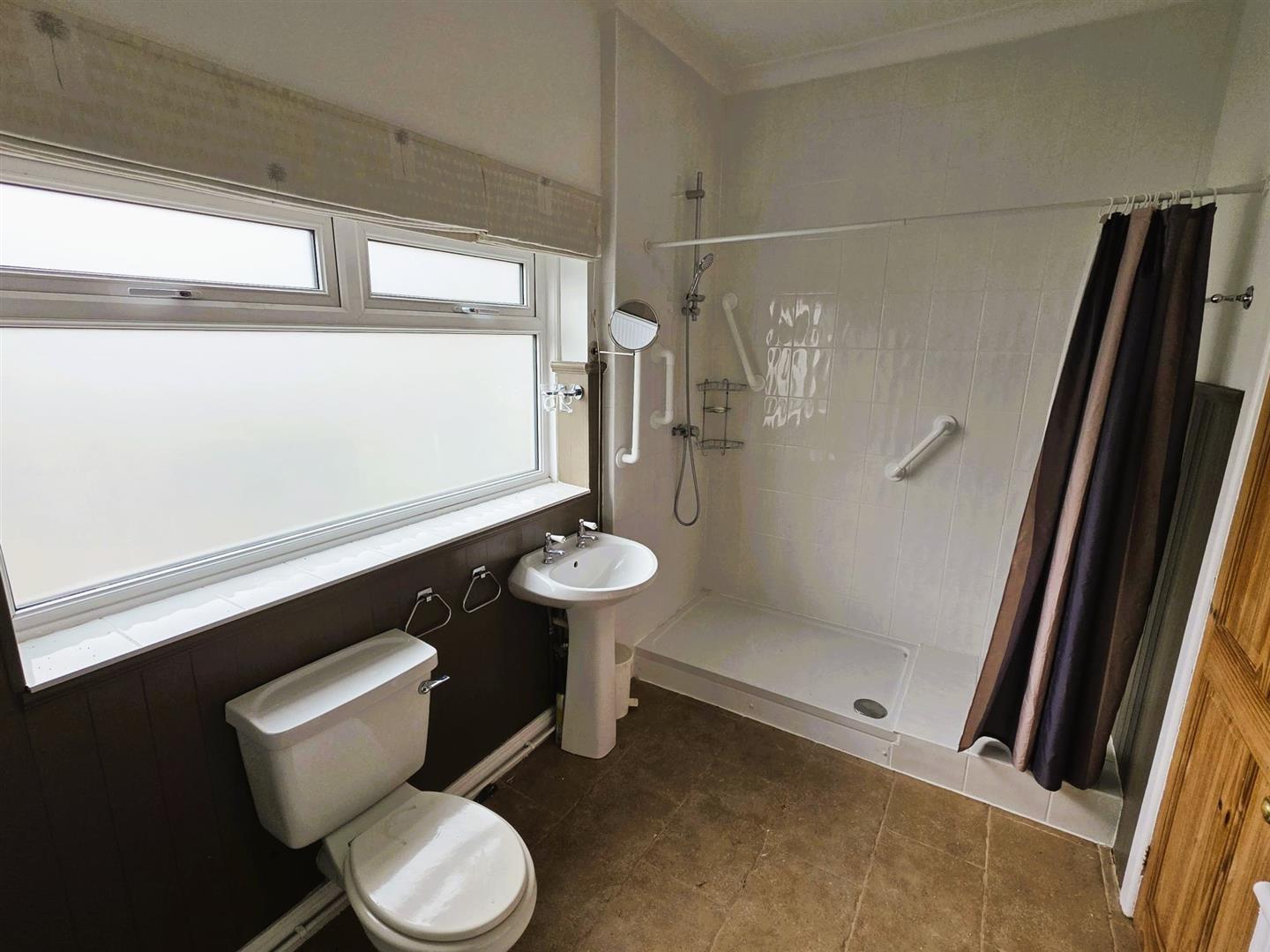 New Road, Llanelli, SA15 3DP